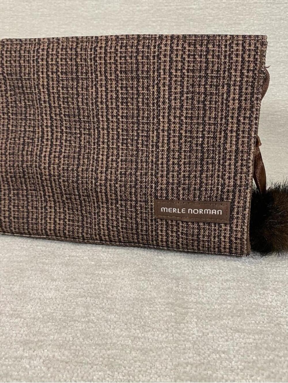 Merle Norman Brown Tweed Print Clutch